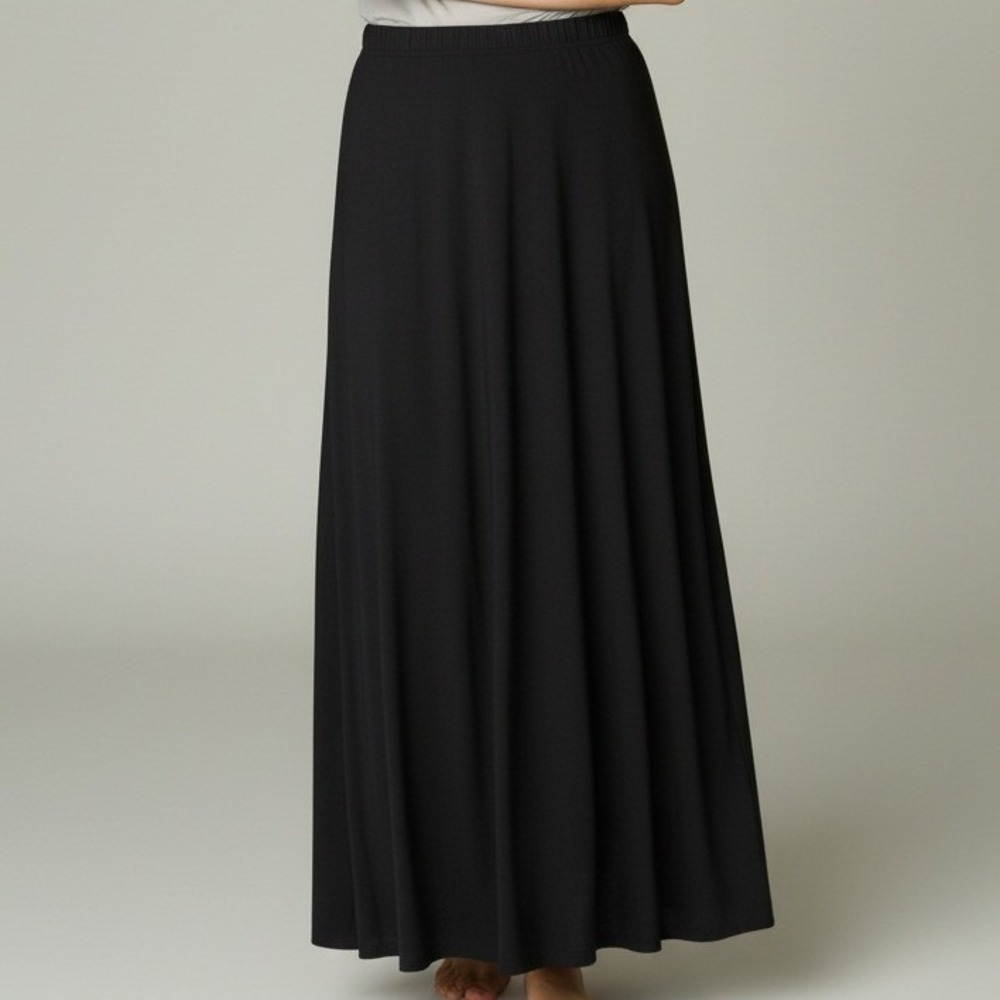 Limited America Black Maxi Skirt Size Medium Stretchy Jersey Knit A-Line Long